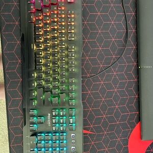 Computer gaming keyboard